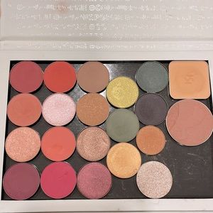Brand new custom pink eyeshadow palette from colourpop